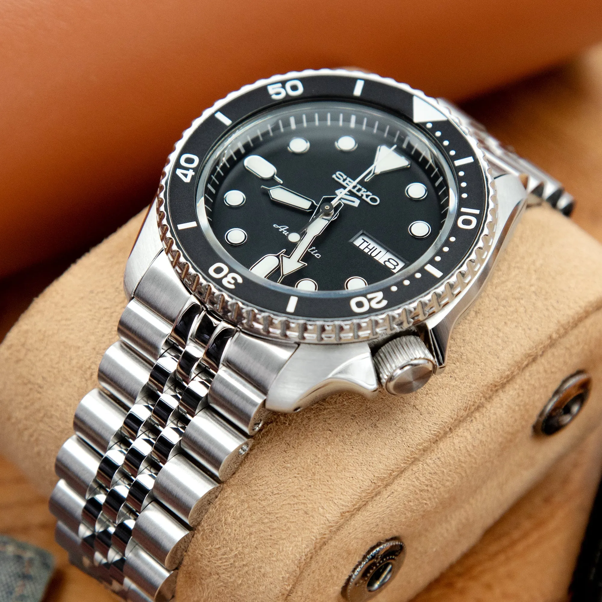 Super-J Louis JUB Gen 'R' for Seiko 5 Sports 42.5mm V-Clasp, Brushed with Polished Center