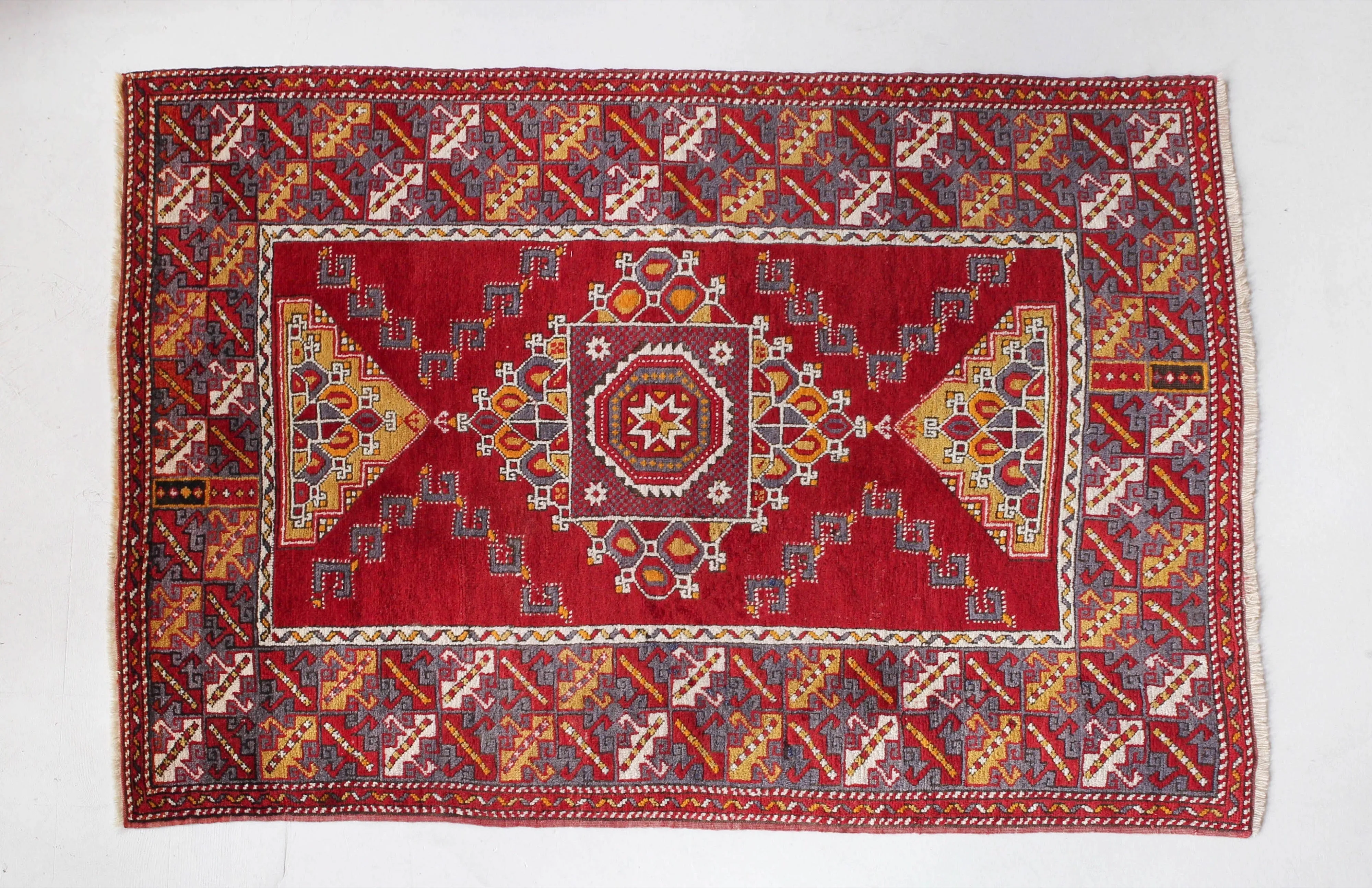 Vintage Canakkale Rug 5'4"x7'8"